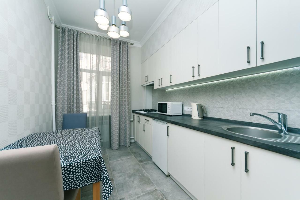 LUX , Two Bedrums Kiew Exterior foto
