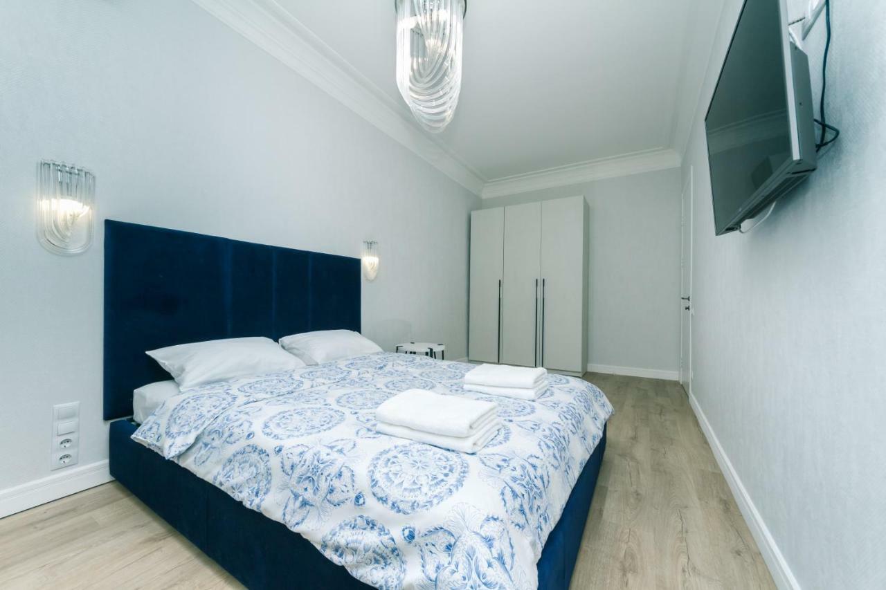 LUX , Two Bedrums Kiew Exterior foto